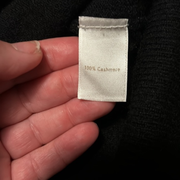 Caslon vneck cashmere sweater L - Picture 3 of 4
